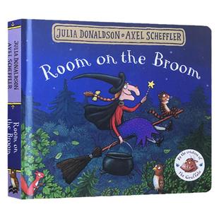 女巫扫帚排排坐 英文原版 Room on the Broom 咕噜牛作者朱莉娅唐纳森 启蒙绘本纸板书 搭小猴子找妈妈 小海螺和大鲸鱼