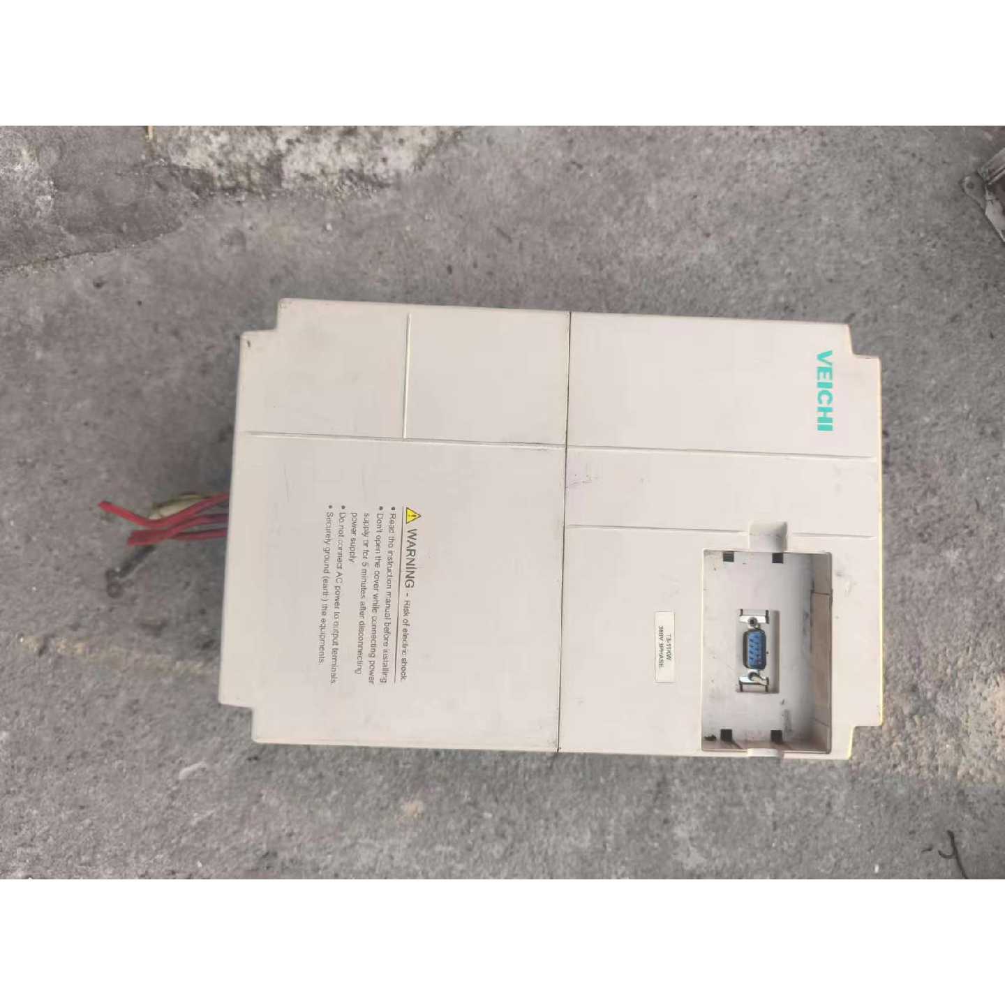 询价伟创变频器AC70-T3-011C 成色如图。使用。图片