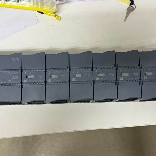 【议价-可维修】  CPU1215C DC6ES7215-1AG40-0X 工控备件  /均有