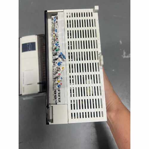 信捷XDME-60T10-E，设备，九成新，功能包好，包
