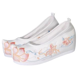 七月荷原创2025秋经典绣花鞋女内增高古装汉服鞋子古风马面裙日常