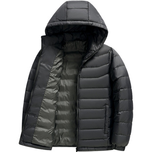 雪中飞连帽可拆卸羽绒服女款妈妈装纯色简约百搭轻薄保暖秋冬外套