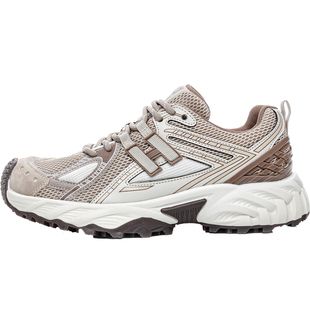 老爹鞋女夏季薄款2026新款轻便软底超轻显脚小透气网面休闲运动鞋