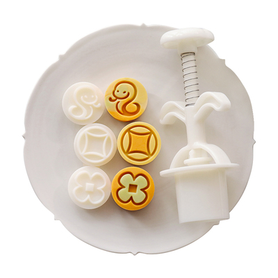 中式蛇来运转中秋节月饼模具