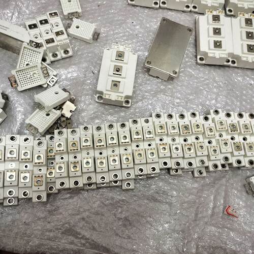 MB400K02F4N二极管模块，成色好，没有使用过的，当二