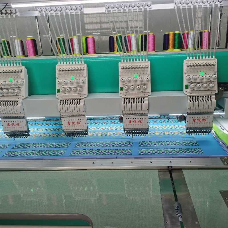 少数民族服饰全自动电脑绣花机 多头商用高速平绣帽绣电子刺绣机