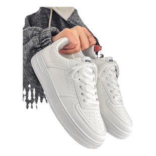 小白鞋男秋冬潮流休闲百搭男鞋2026新款白色运动板鞋加绒保暖棉鞋