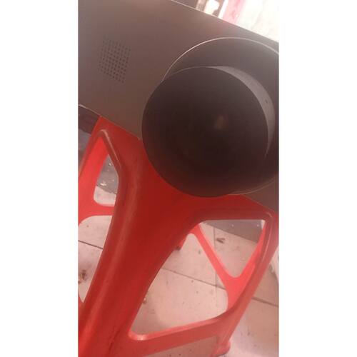 在线议价三洋投影机，型号plc-xm1500c，6千刘明工程机，公司