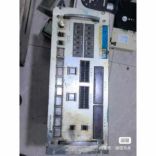 溢价-BD2-2067  控制器，成色一般，