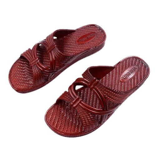 夏季新品中老年舒适软底妈妈凉拖鞋室外穿防滑平底老人平跟奶奶鞋