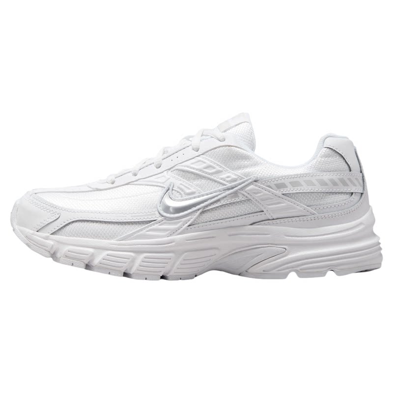 NIKE 耐克50款女鞋双11预售清单，一件的价钱买两件，等等党可以动手啦！低过海淘！