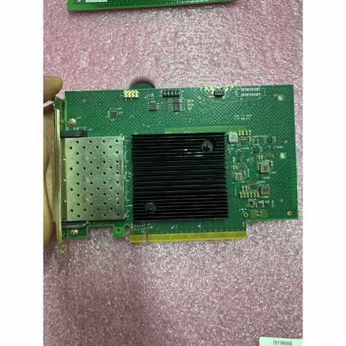 E810-DA4 网卡 工业设备通讯卡