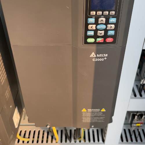询台达变频器C2000