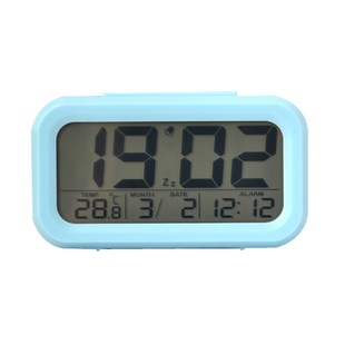 新款温度显示聪明闹钟 大显示屏聪明灯钟  静音闹钟 光感应钟