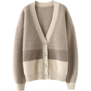 高羁美感！金扣V领山羊绒开衫女纯羊绒毛衣针织开衫外套宽松加厚