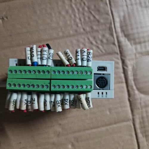 询价-FX3GC-30MRT-485-S，，成色不错，-可维修