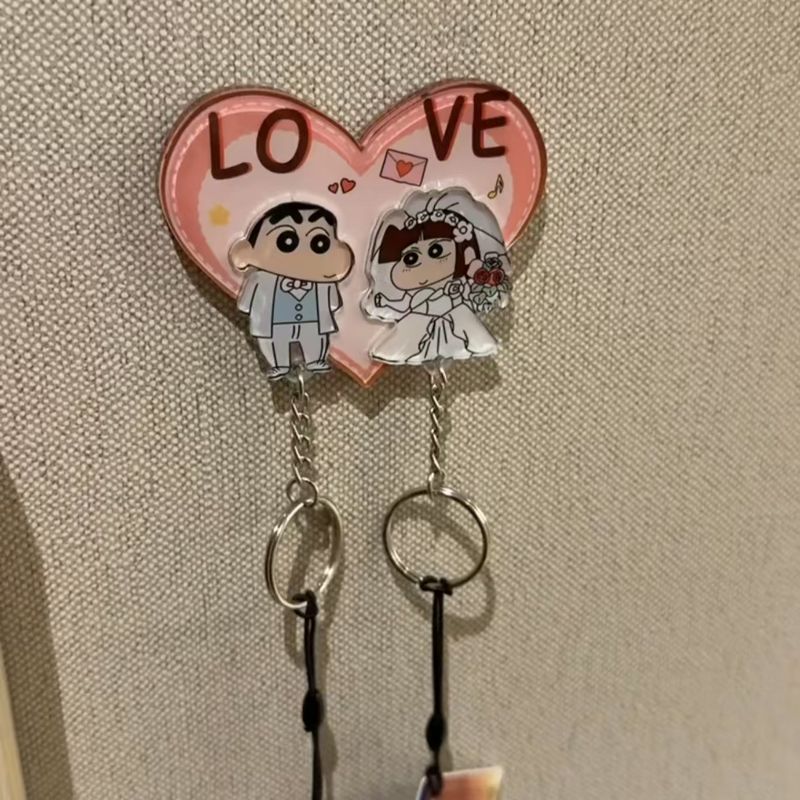 蜡笔小新钥匙扣情侣小新小爱2024年新款汽车挂件高级感卡通冰箱贴