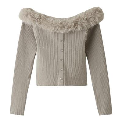 SNIDEL毛毛领一字肩罗纹针织衫