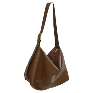 宽肩带大容量辣妹包2026新款休闲百搭高级感大容量单肩斜挎托特包