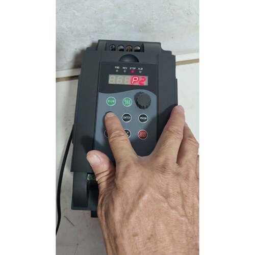 Y500-Y0055G3 英捷思变频器 5.5G3/7.5P