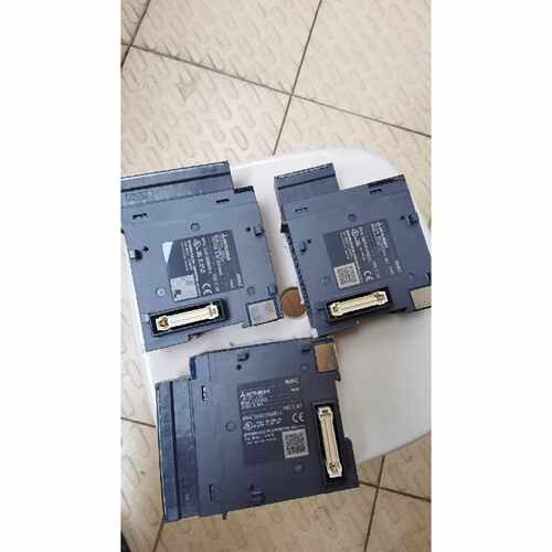 议价三菱LX40C6输入扩展模块，三菱LY40NT5P输扩展模