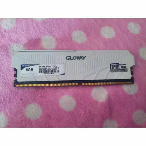 光威GLOWAY DDR4 8G内存条 白色马甲 京东购入正