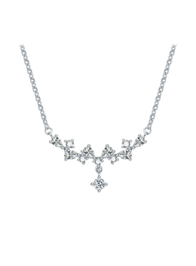 周六福棱蝶结项链女蝴蝶飞舞链坠S925银轻奢小众圣诞礼物送女友