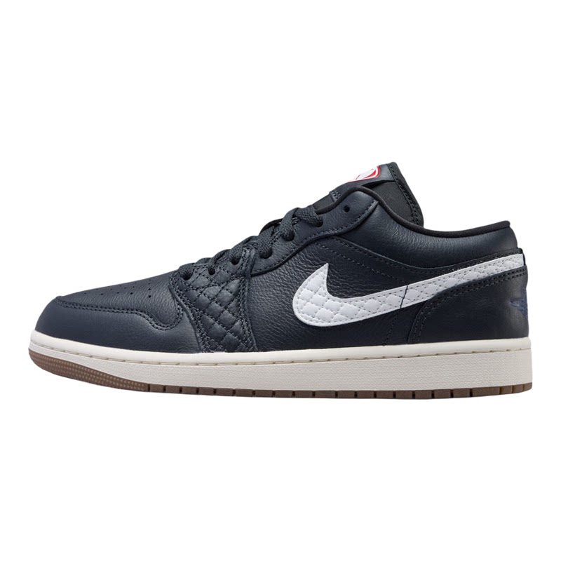 耐克男鞋2026秋季新款AIR JORDAN 1休闲运动鞋黑色板鞋IO2047-001