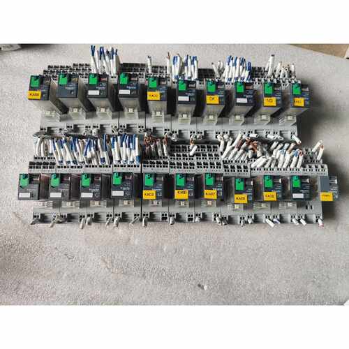 议价施耐德继电器RXM24VDC带底座858100维修