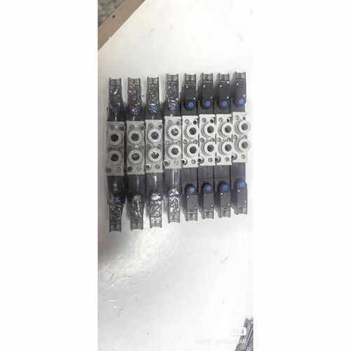 议价亚德客电磁阀7V130CJ06B050全新原装DC2维修