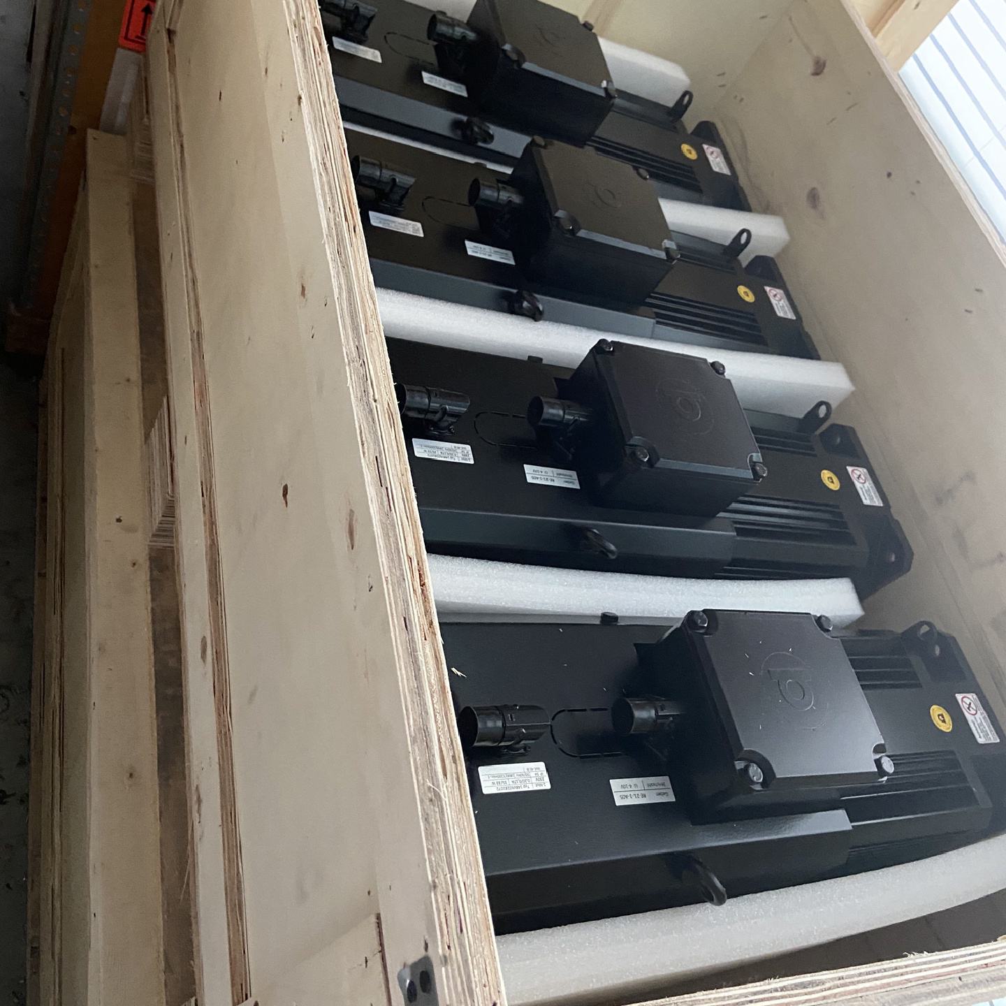 议价DS2-100LO54R-16-5包米勒电机BAUMULLER 议价