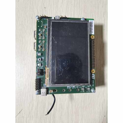出STM32MP135FDK开发板带触摸屏拆机件成色