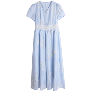 胖莹大码女装重工刺绣V领帝政风仙女裙肌理感甜美优雅蓝色连衣裙