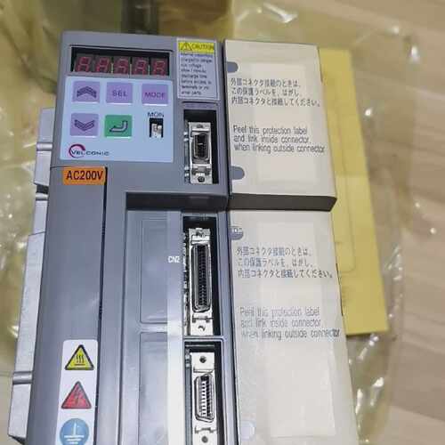 溢价-VLNBT-012P2V-XXX  东荣伺服驱动器议价 ！