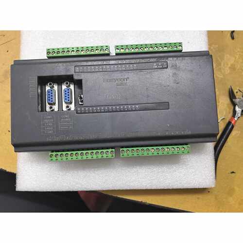 议价易控王TX2N32PLC控制器16入16出24V供电维修
