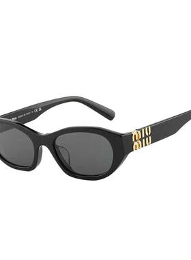 缪缪新款金属logo墨镜热门款