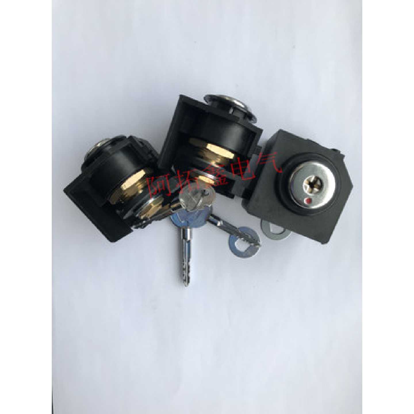 议价万能式断路器 三锁二钥匙 NM1 CDW1 CW1 HSW1 NA1 RMW1 包邮