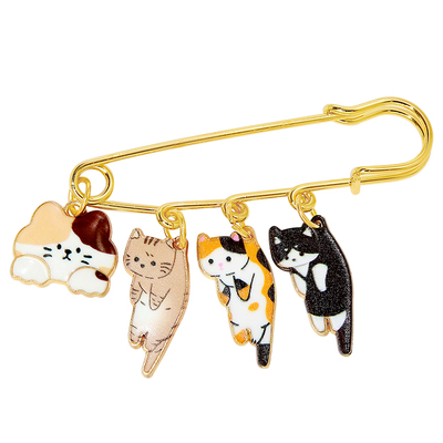 掐住猫猫后脖颈大别针胸针配饰