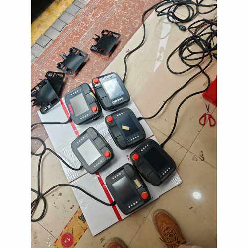 〔议价-可维修〕原装正品基恩士KEYENCE人机界面手操器 VT3-Q5H