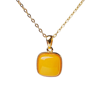 宫里上新蜜蜡吊坠女天然琥珀项链小方糖无事牌小众生日礼物送妈妈