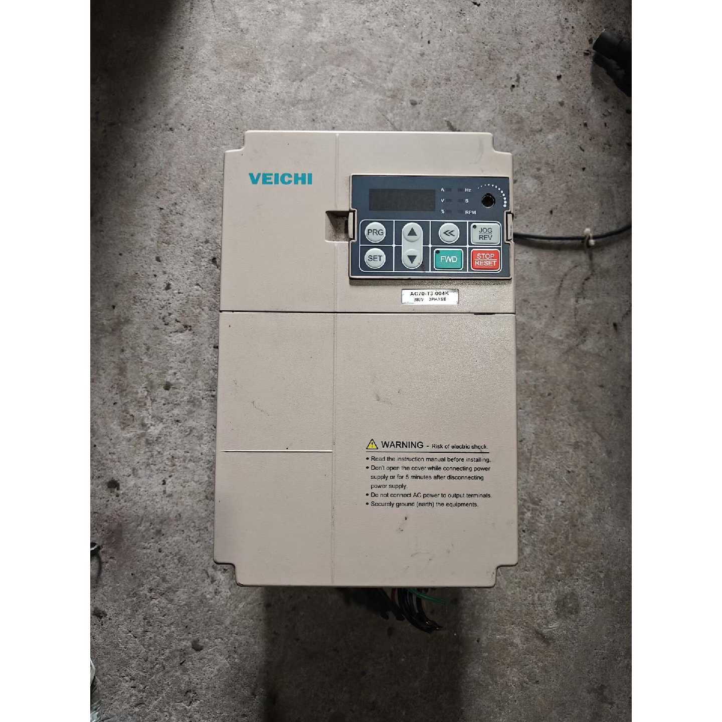 询价伟创变频器 4KW AC70-T3-004K 一台 面板图片