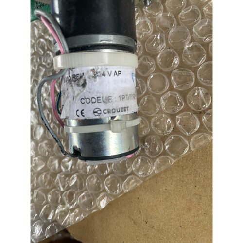 议价进口仪器上的拆机原装法国高诺斯电机一个直流24V功能正常维