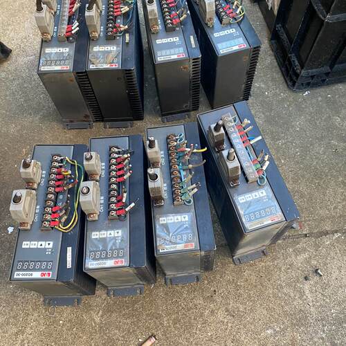 议价KWD SD200-30变频器，，还可以，有点适用