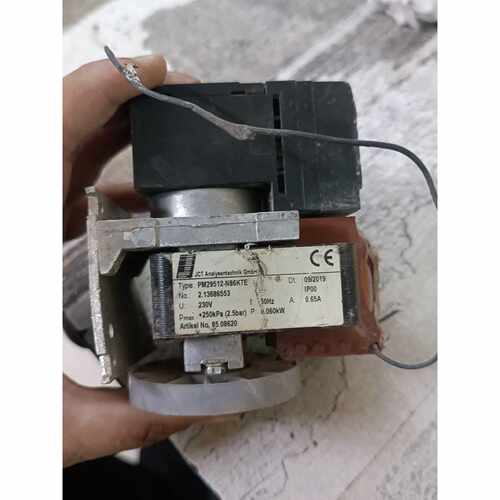 议价KNF采样泵N86KTE230V0.65A最高压250维修