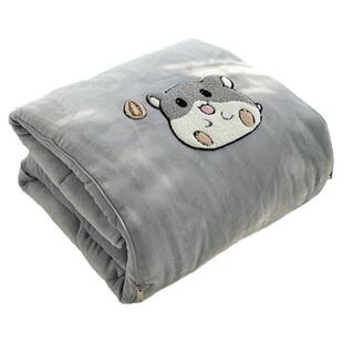 抱枕被子两用二合一午睡车用加厚牛奶绒小空调被毛毯冬天车内枕头