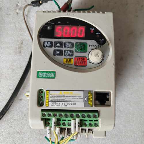 精驱变频器VFD-V  M4T0015B