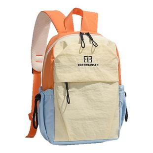 2025新款户外双肩包女轻便旅行背包学生春游小背包休闲登山包通勤