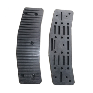 轮胎拆装机压胎胶板靠垫风速扒胎机配件铲胎大铲靠胎保护防橡胶板