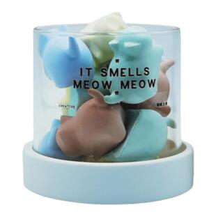 半吨喵喵香薰摆件高级感多巴胺彩色小猫玻璃瓶组合桌面装饰无香水