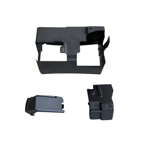 适用全新君威电瓶负极盖全新君越迈锐宝XL电瓶保险丝盒盖电池上盖